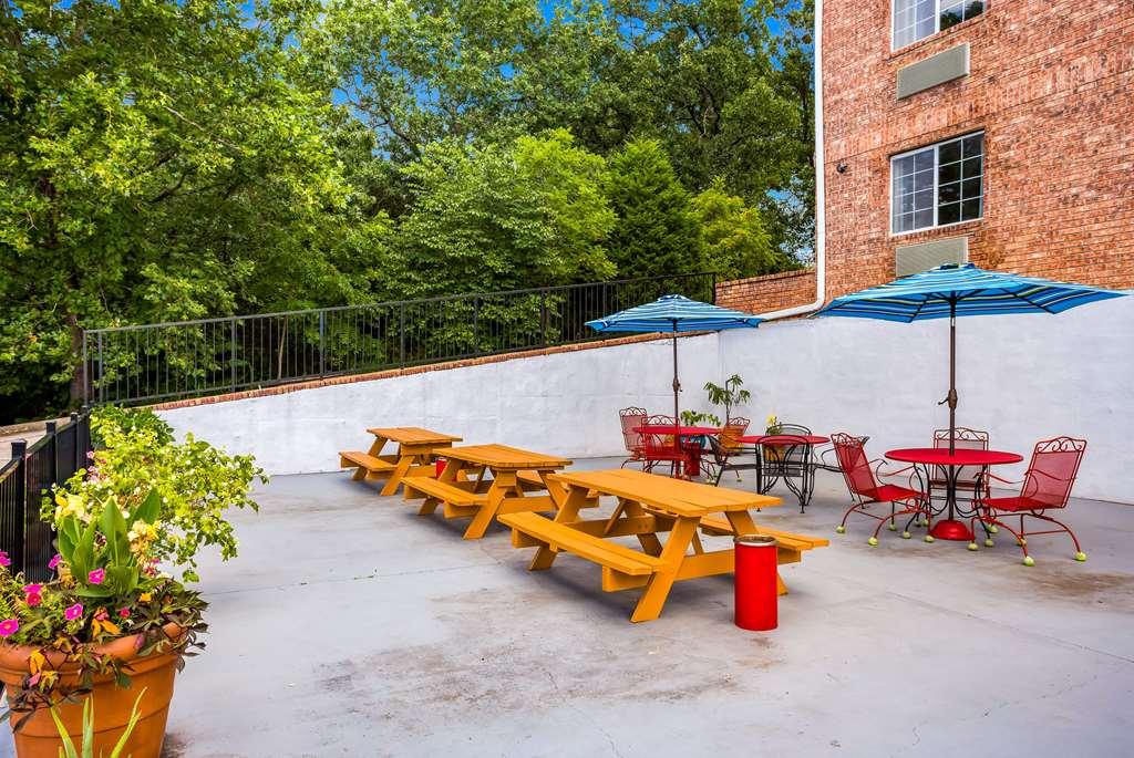 Rodeway Inn Branson, Brick House Zařízení fotografie